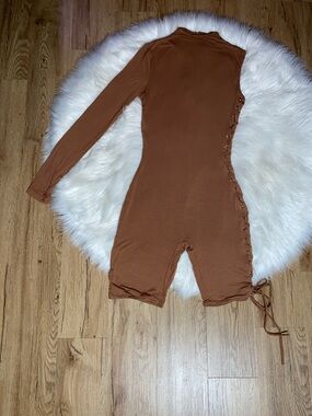 Akira M Rust Brown Lace-Up One Sleeve Romper